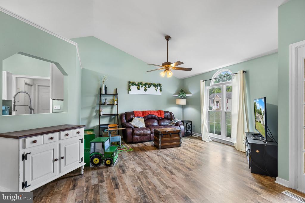 3804 Lancaster Ring Rd