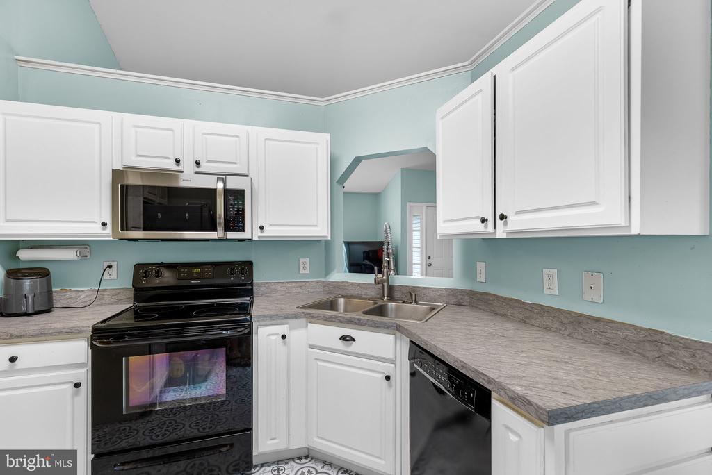 3804 Lancaster Ring Rd