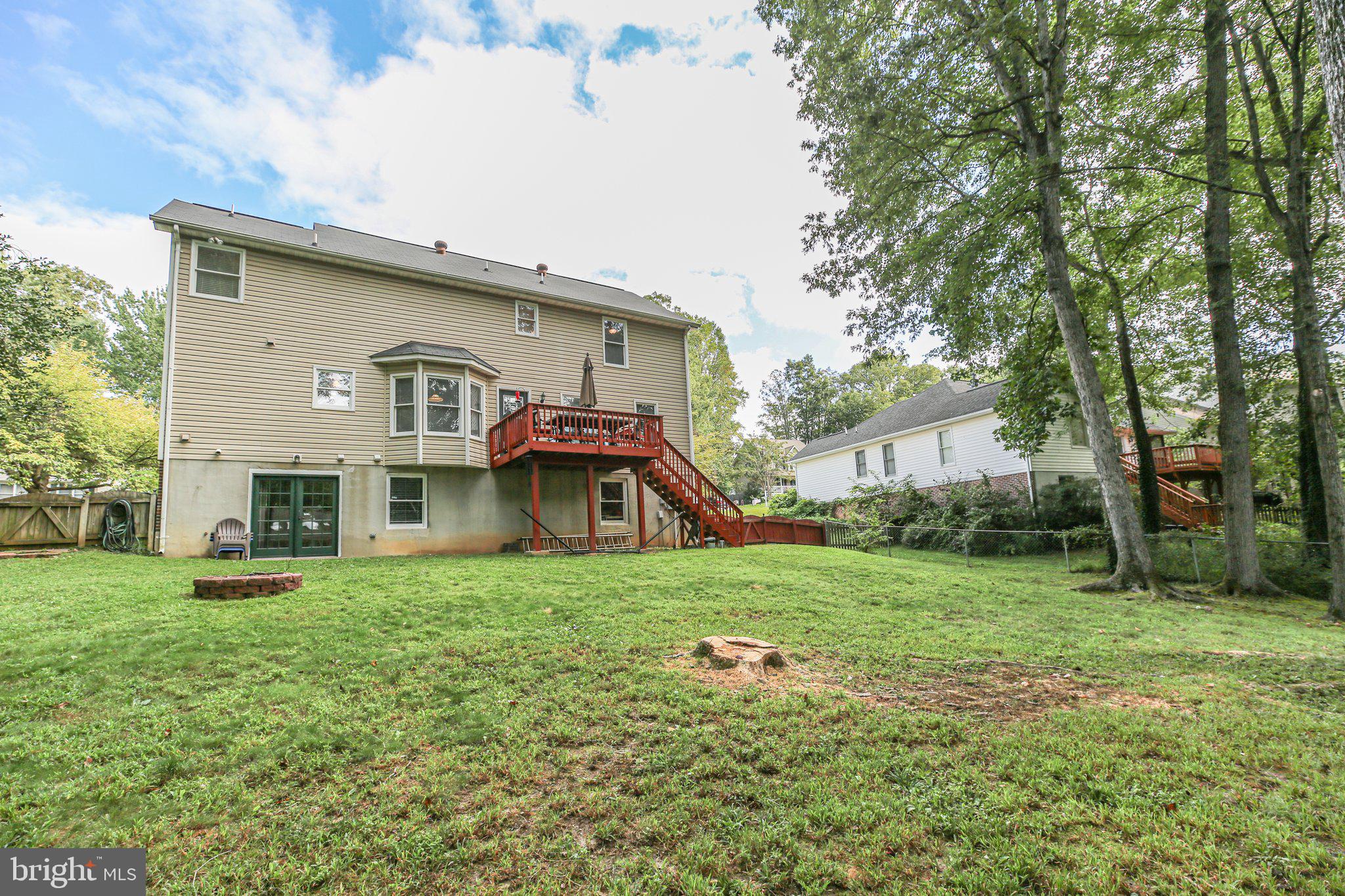 6414 Sugar Maple Ct