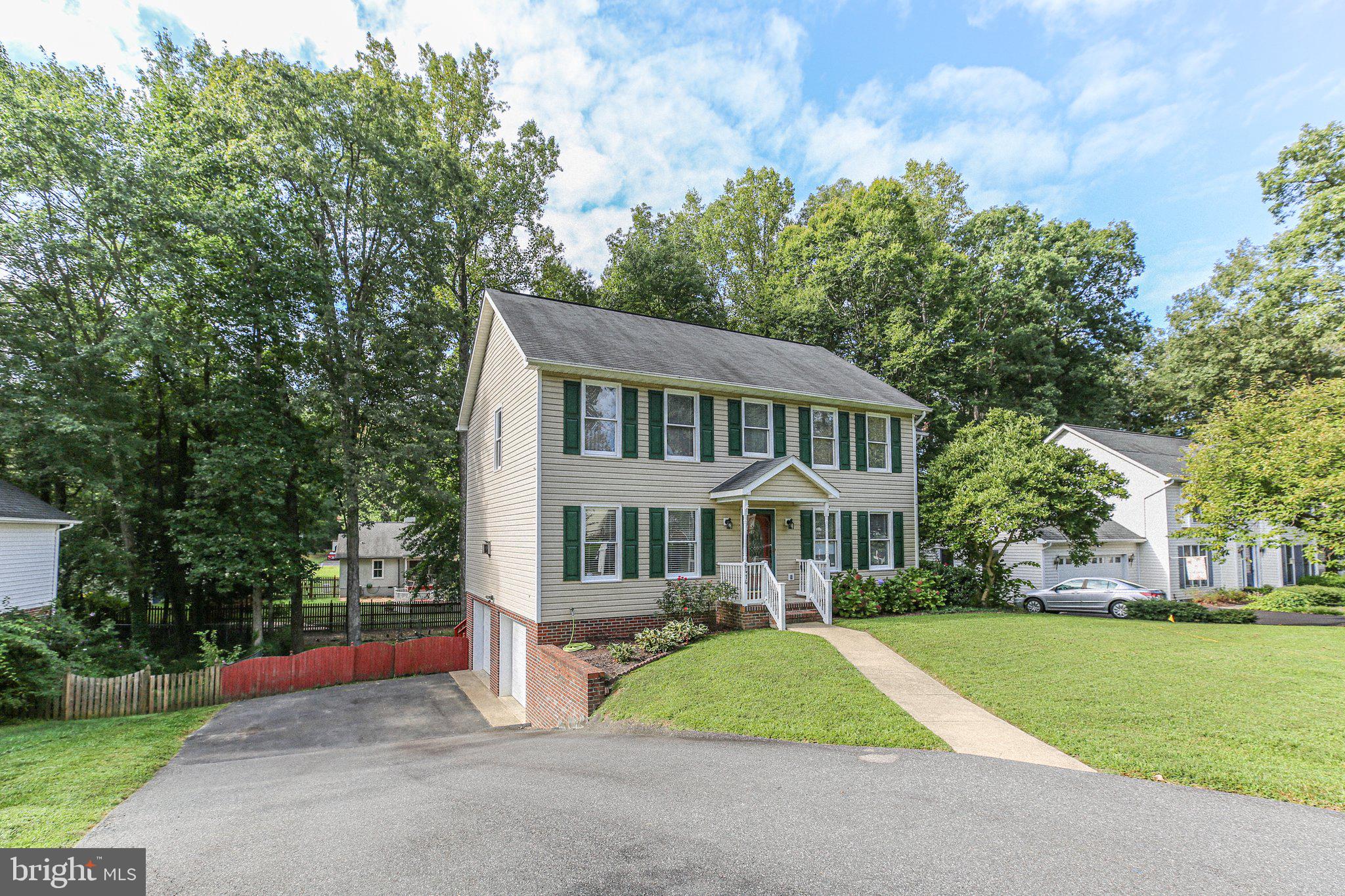 6414 Sugar Maple Ct