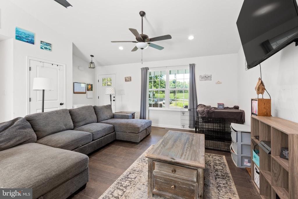 6108 ZACHARY TAYLOR HIGHWAY