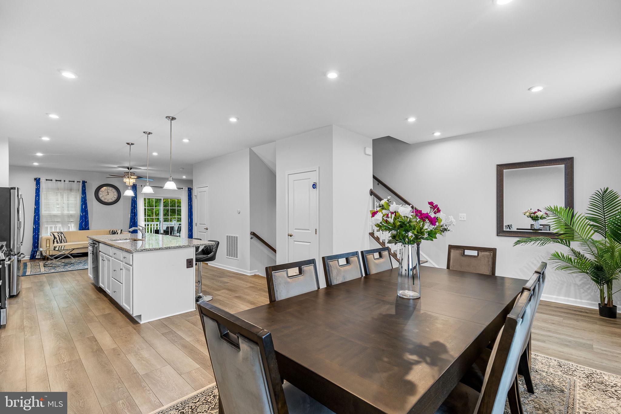 9802 Cedarmass Cir