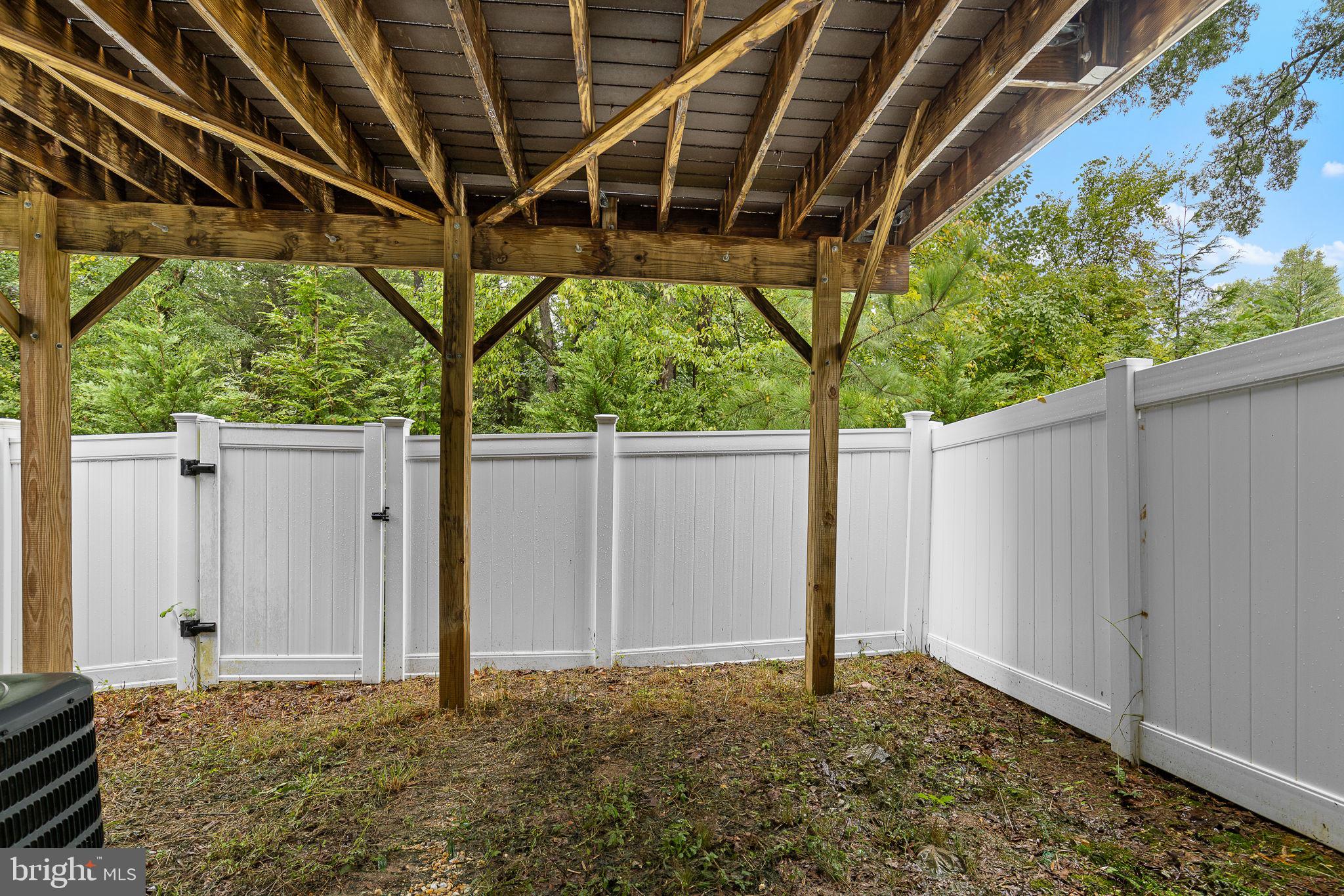 9802 Cedarmass Cir