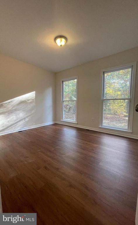 203 Lando Dr