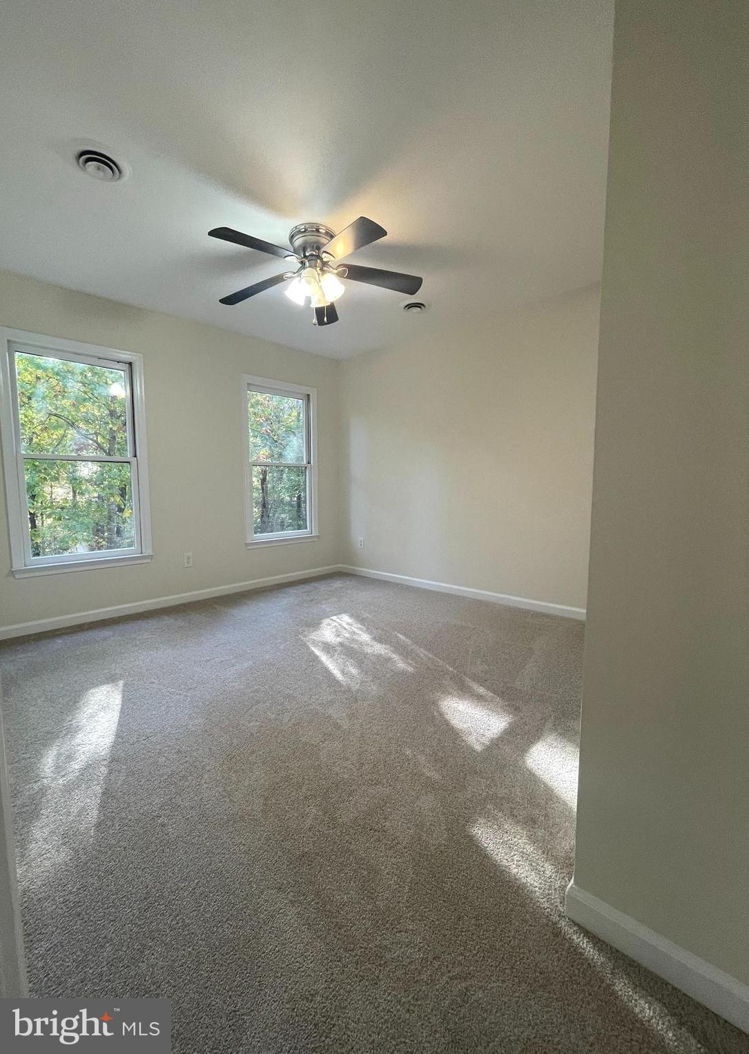 203 Lando Dr