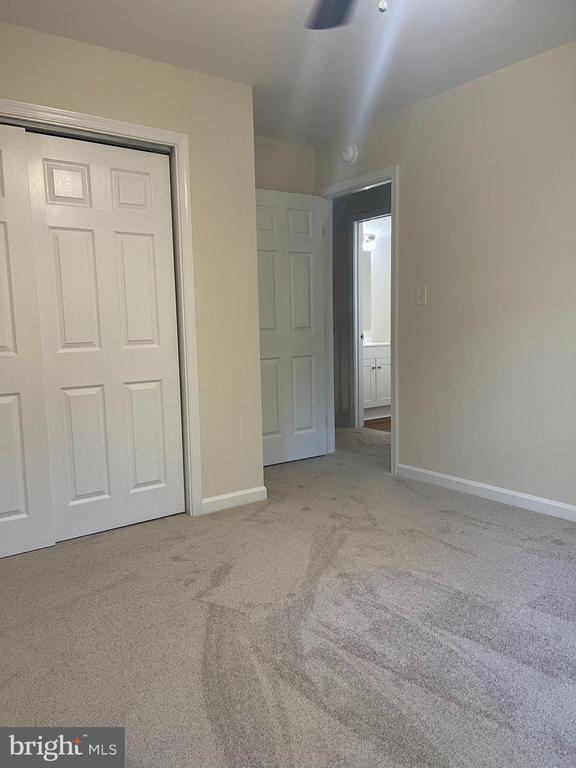 203 Lando Dr