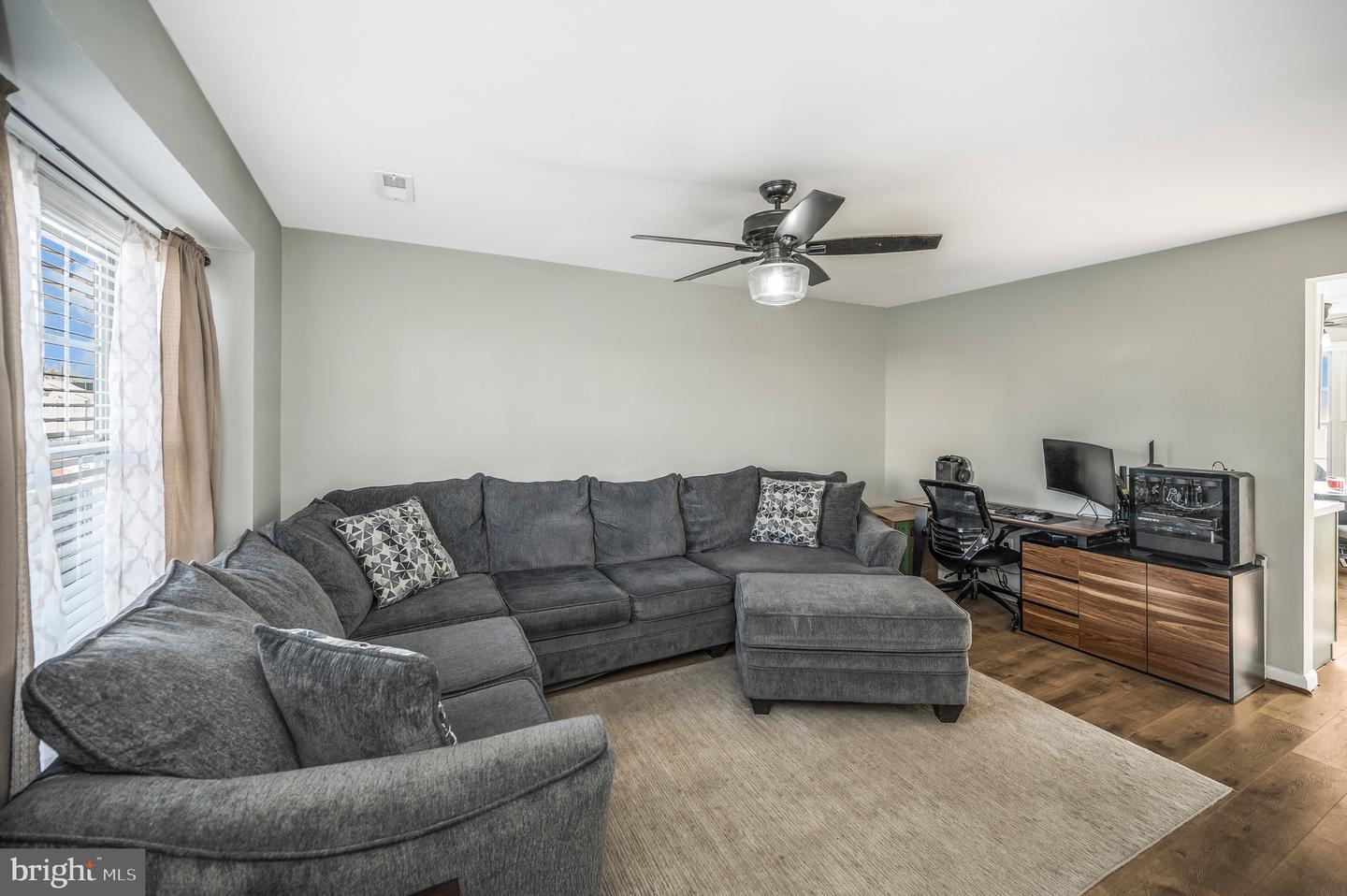 4120 Canopy Way