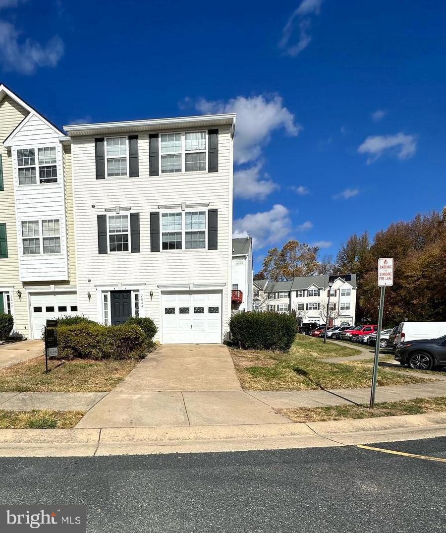 7044 WYTHEVILLE CIR