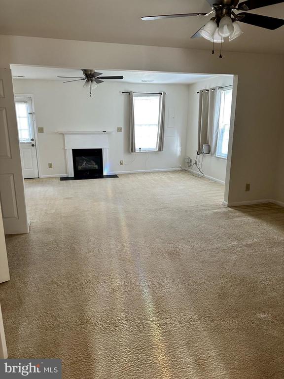 7044 WYTHEVILLE CIR