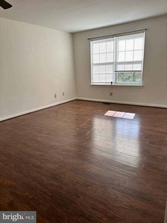 7044 WYTHEVILLE CIR