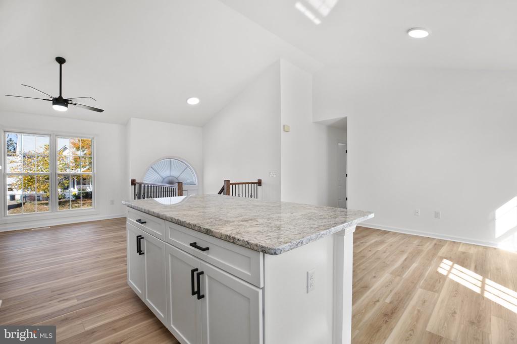 7419 DREW LANE