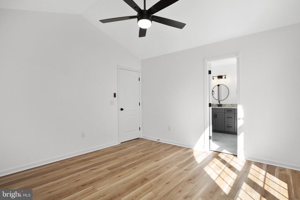 7419 DREW LANE