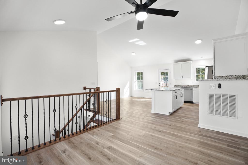 7419 DREW LANE