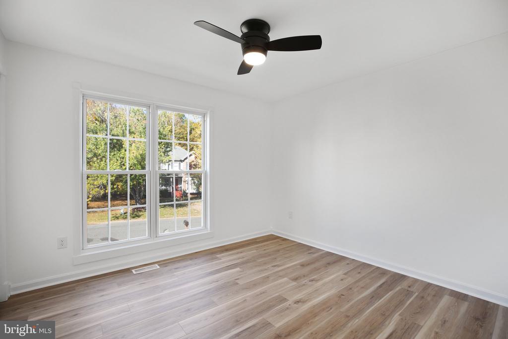 7419 DREW LANE