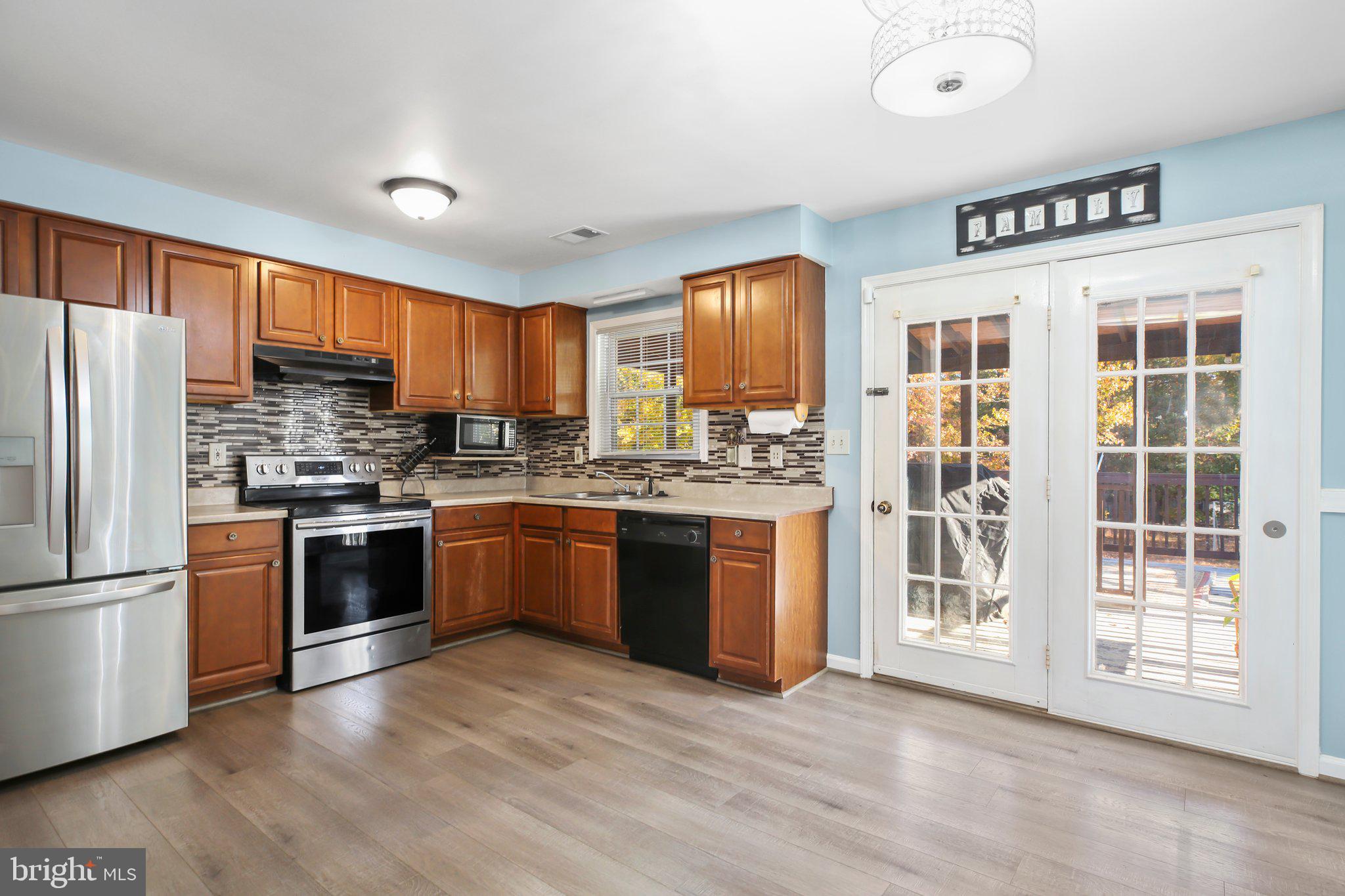 11235 Griffith Way