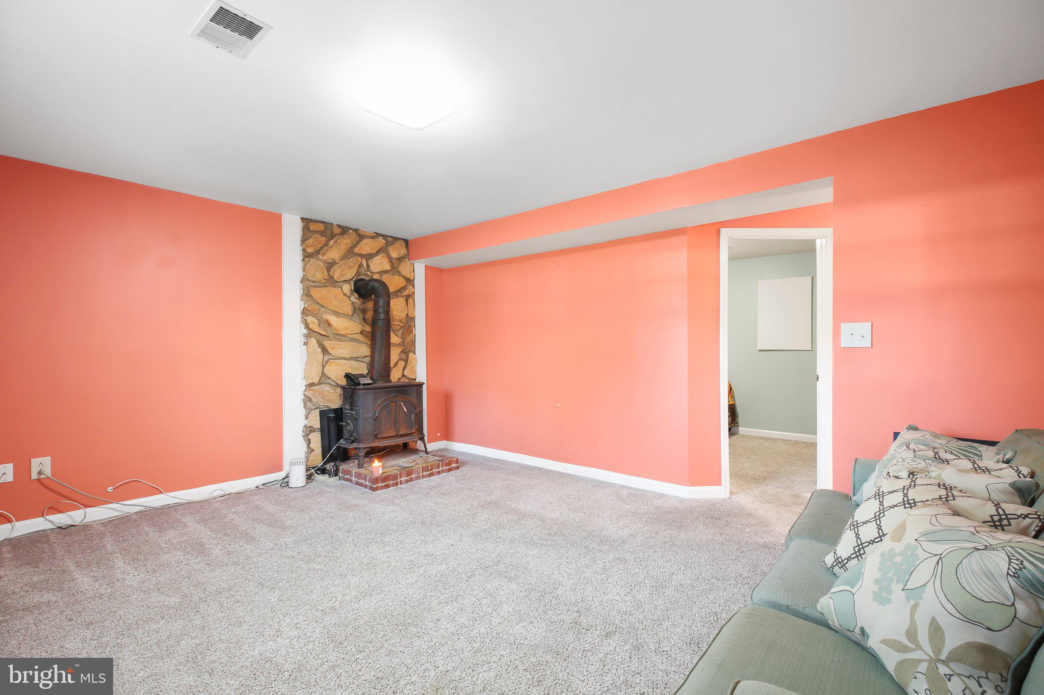 11235 Griffith Way