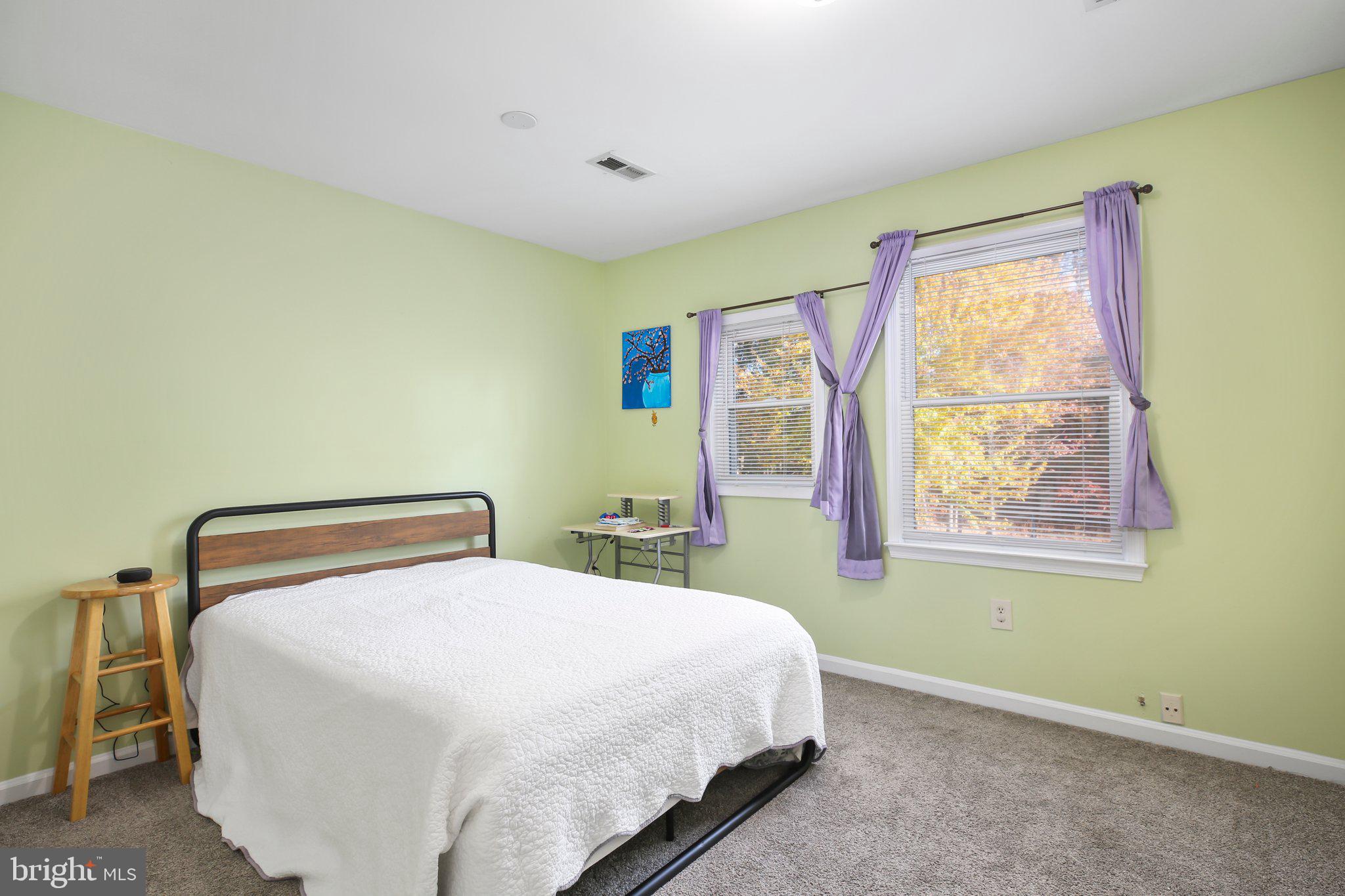 11235 Griffith Way