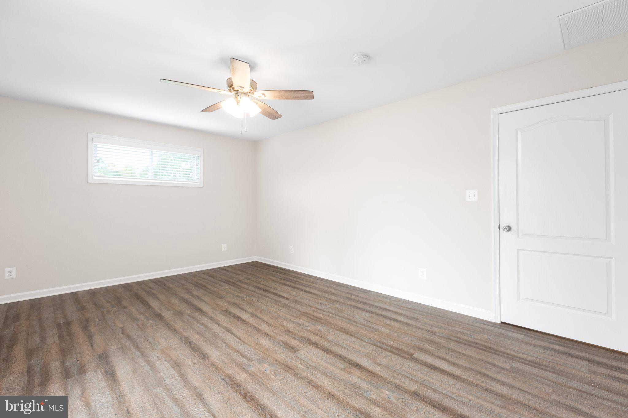 10716 Fairview Rd