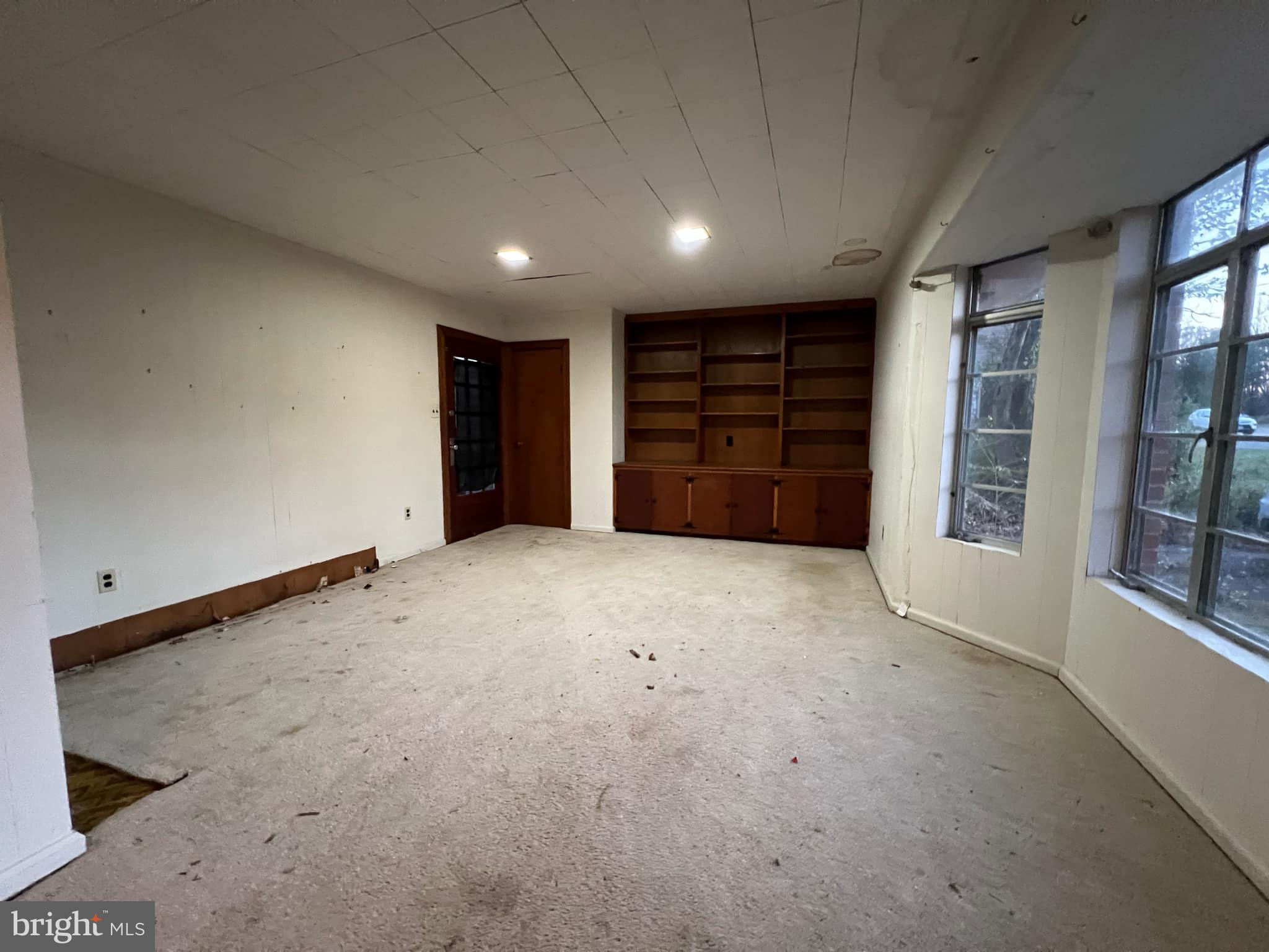 12103 Andora Dr