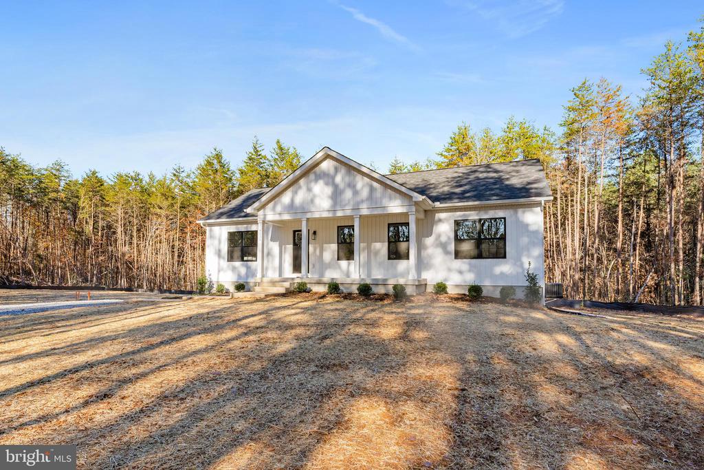 7535 Grand Brooks Rd
