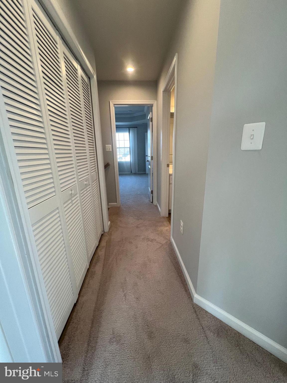 7101 LINWOOD LN
