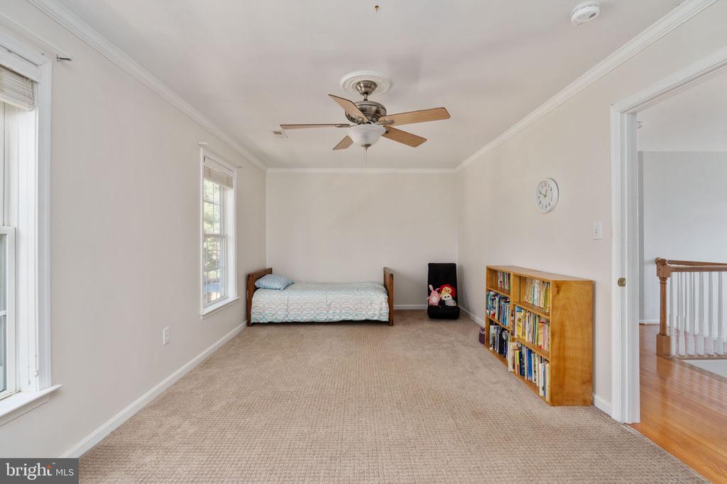 11804 FILLMORE LANE
