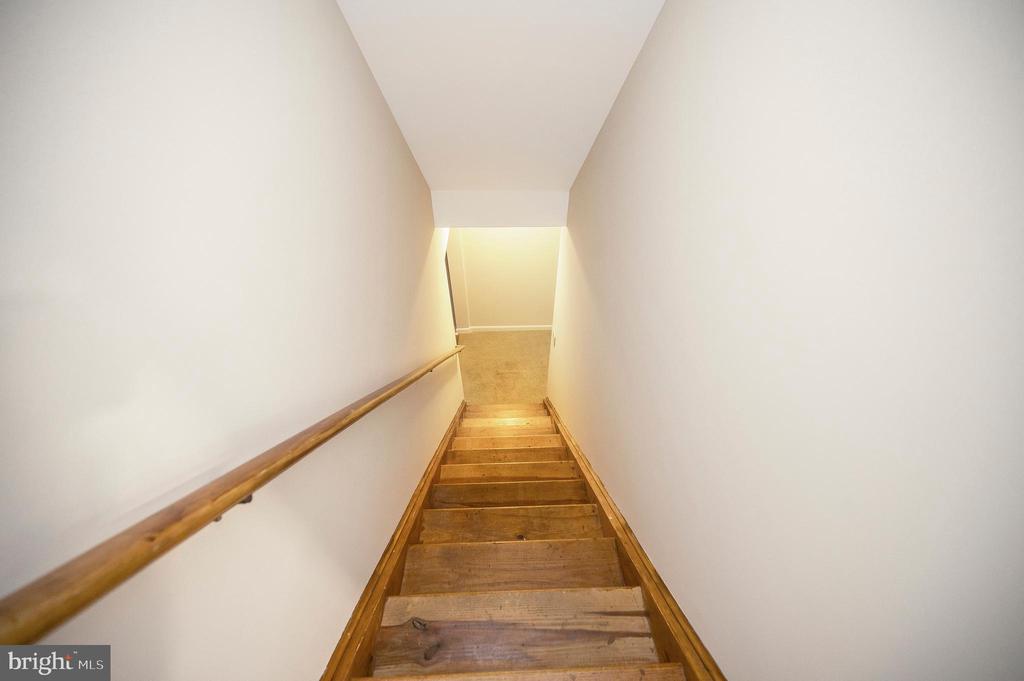 11808 Gardenia Dr