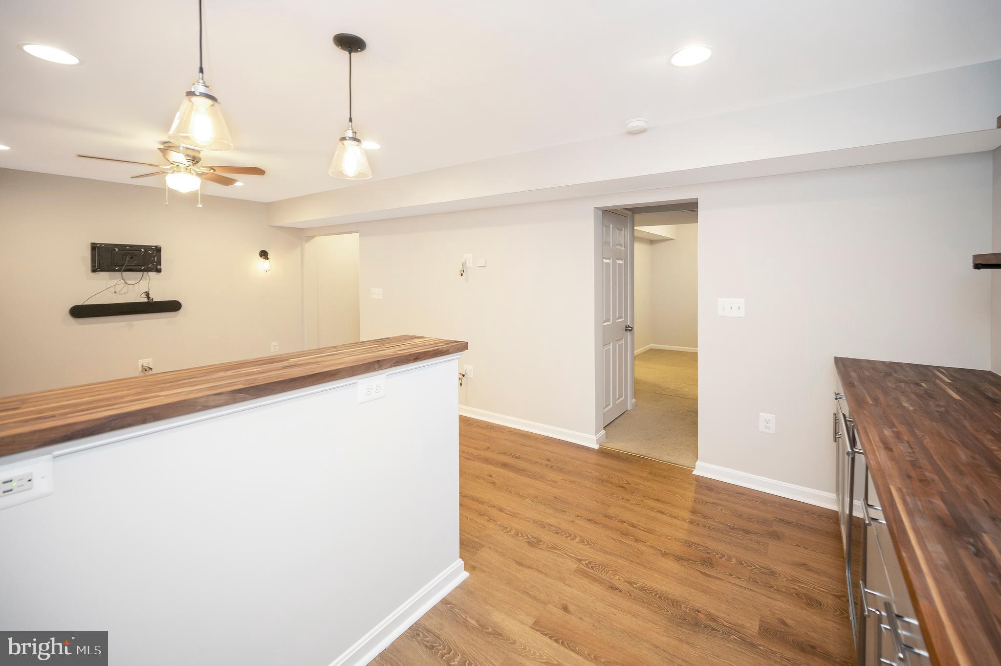11808 Gardenia Dr