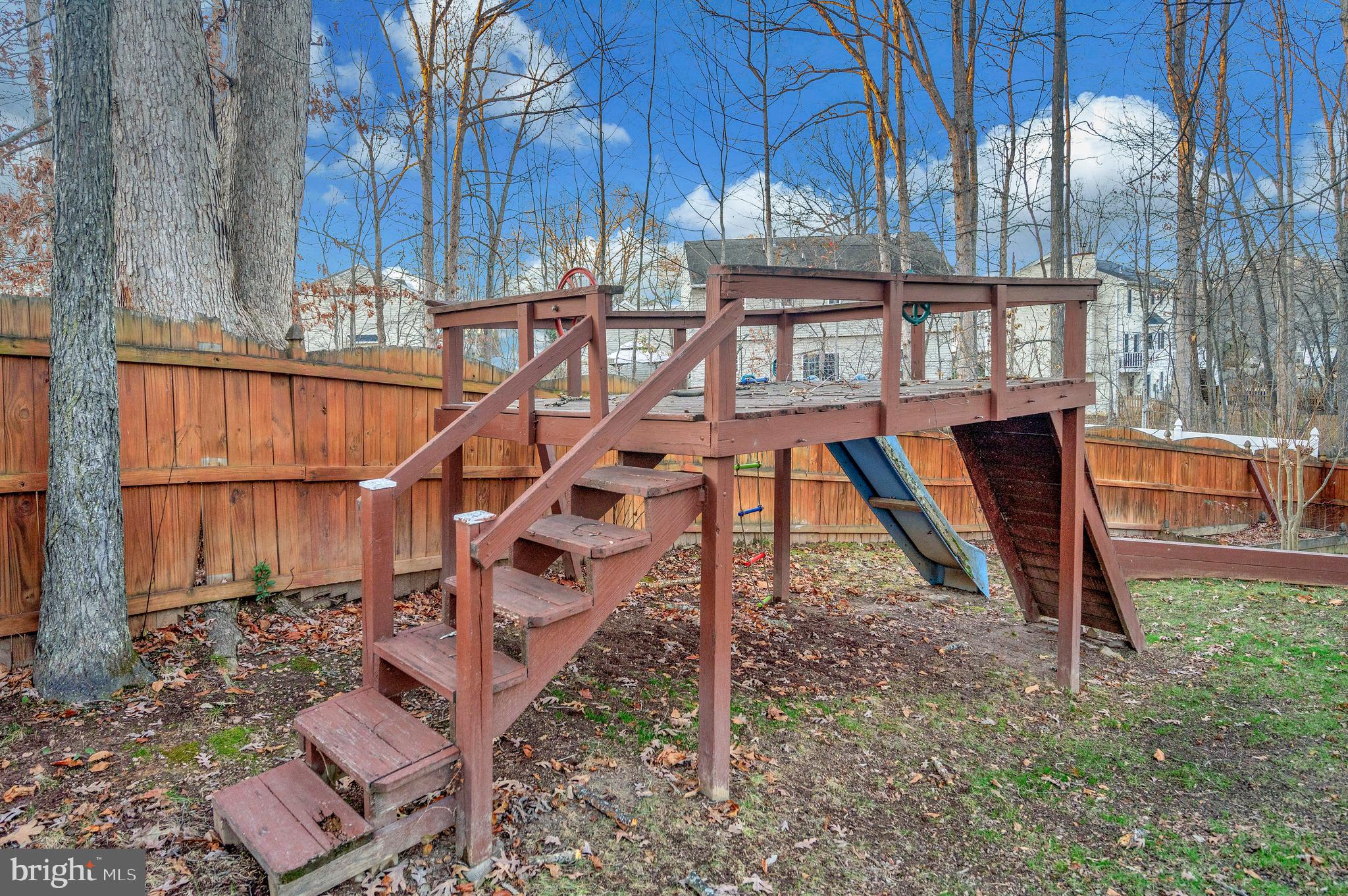 11808 Gardenia Dr