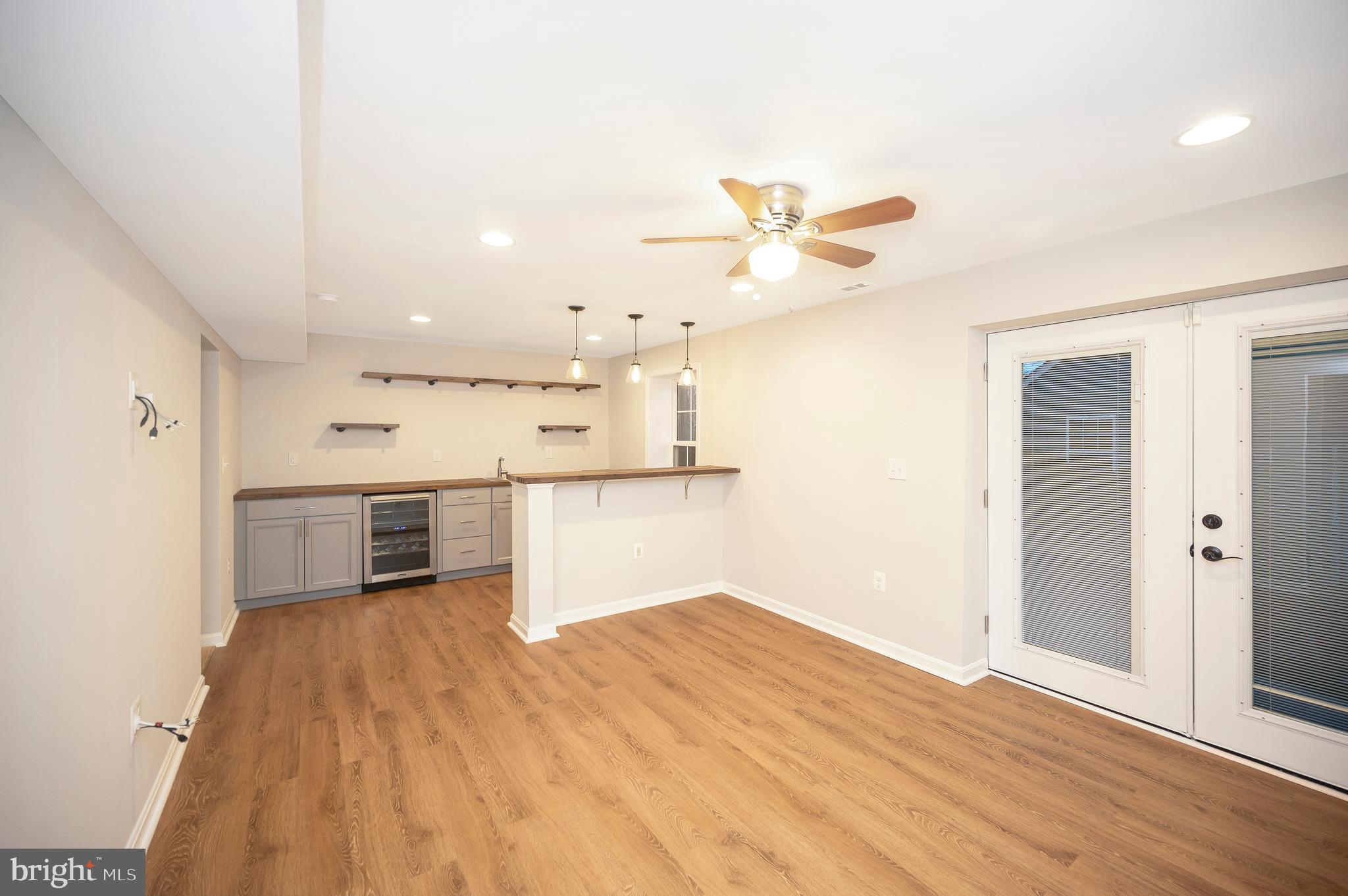 11808 Gardenia Dr