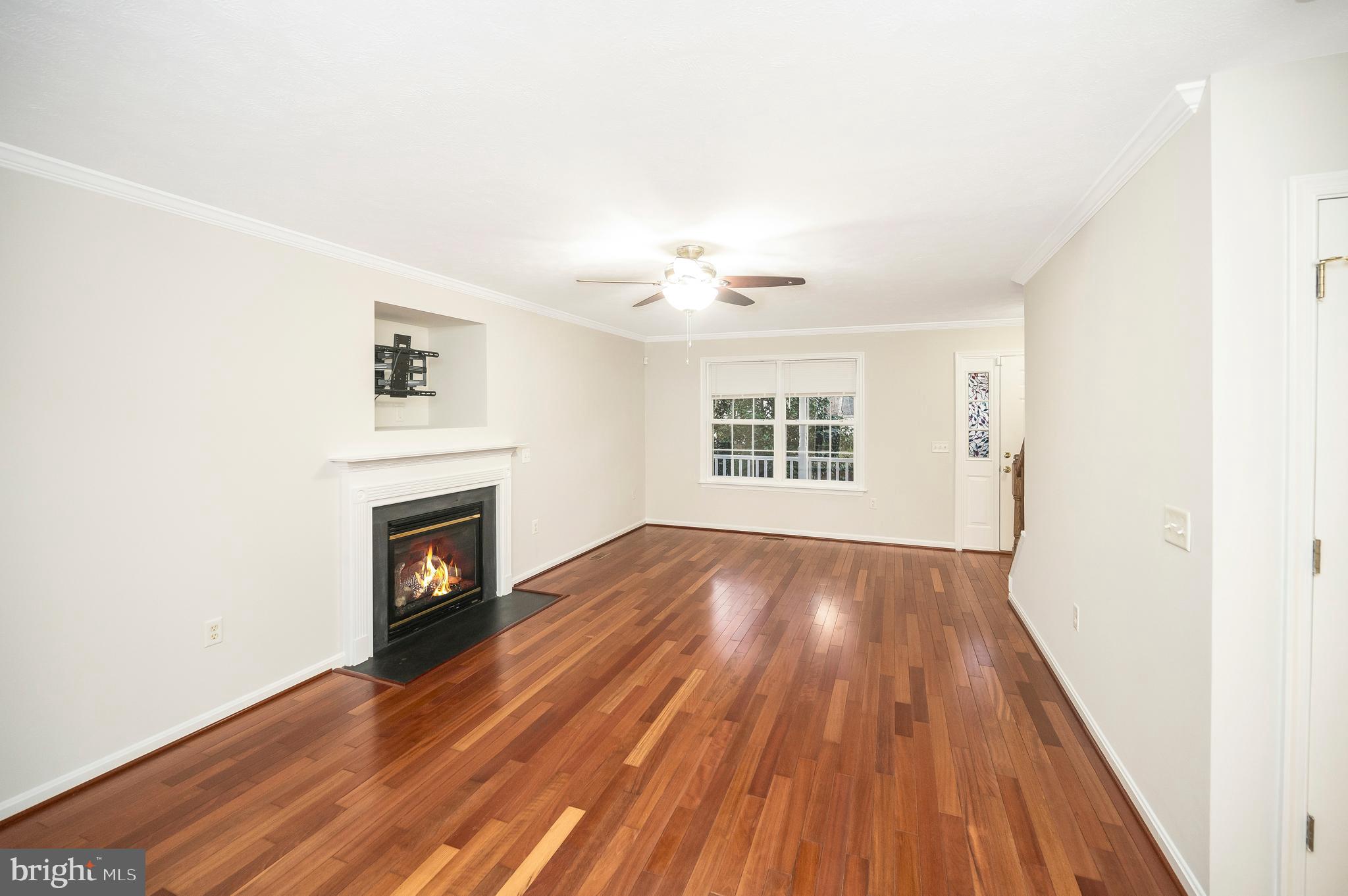 11808 Gardenia Dr