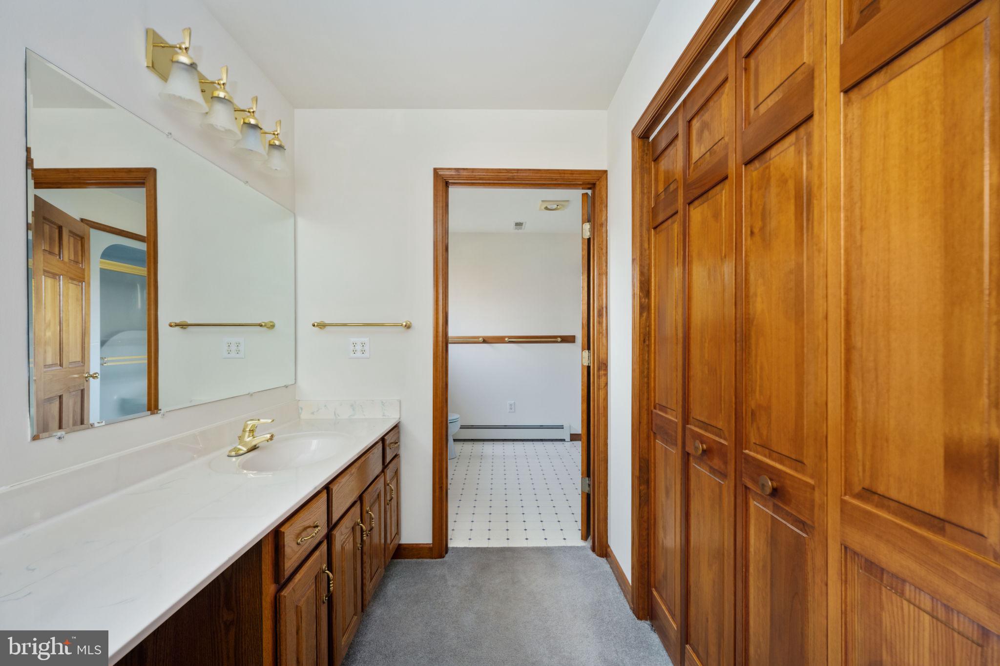 9011 ISLE OF LAURELS