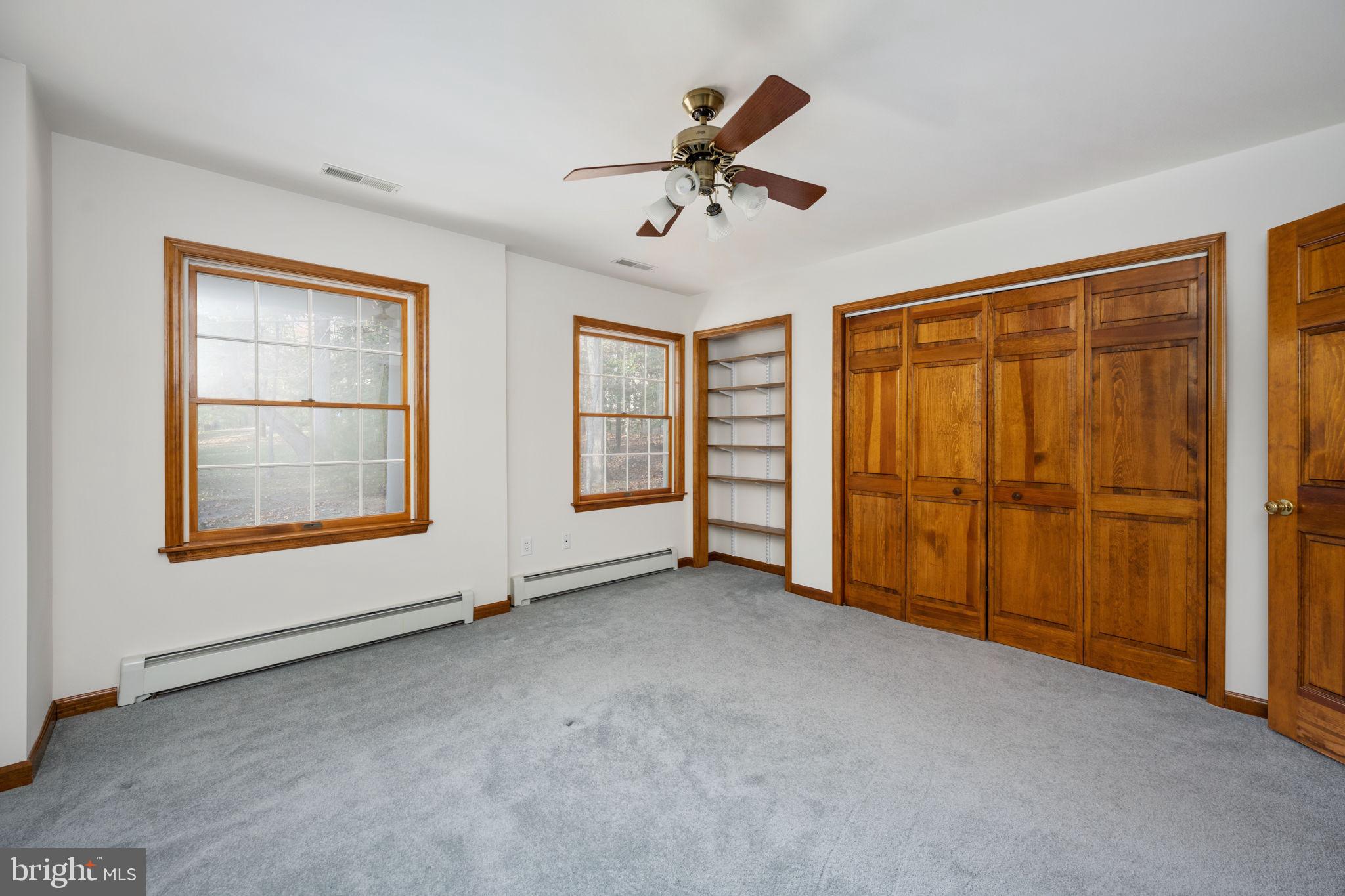 9011 ISLE OF LAURELS