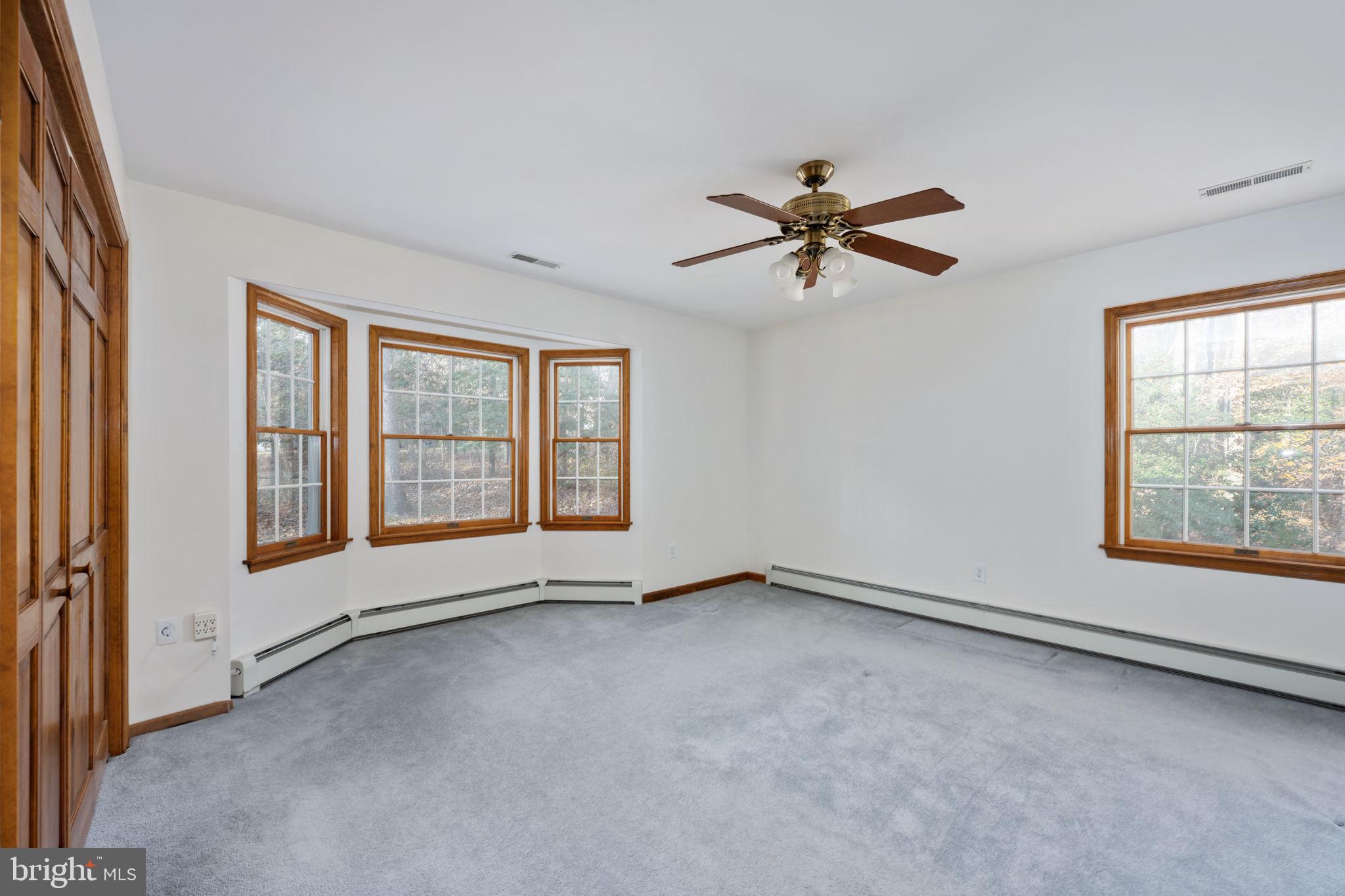 9011 ISLE OF LAURELS