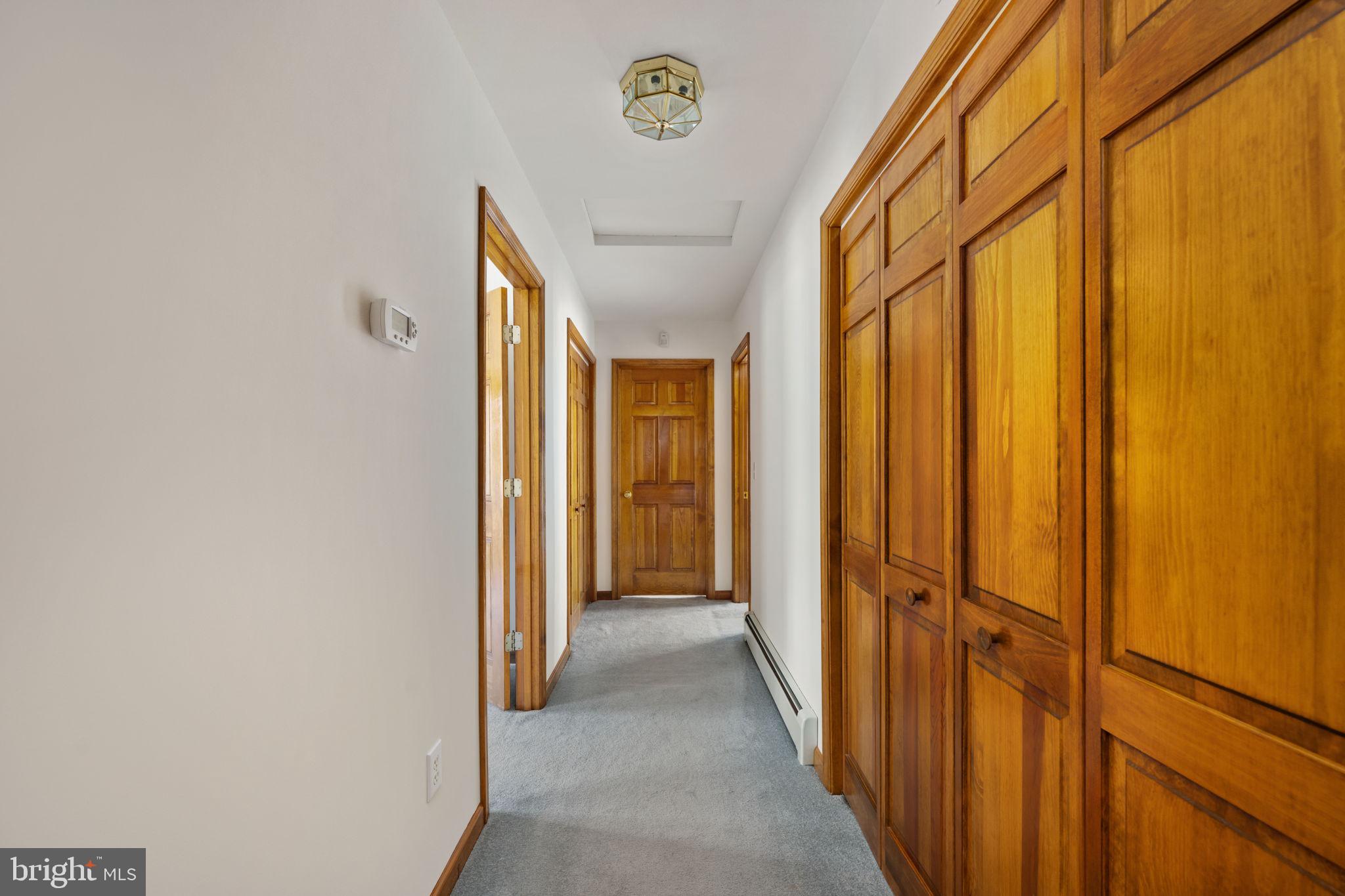 9011 ISLE OF LAURELS