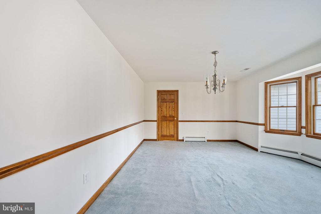 9011 ISLE OF LAURELS