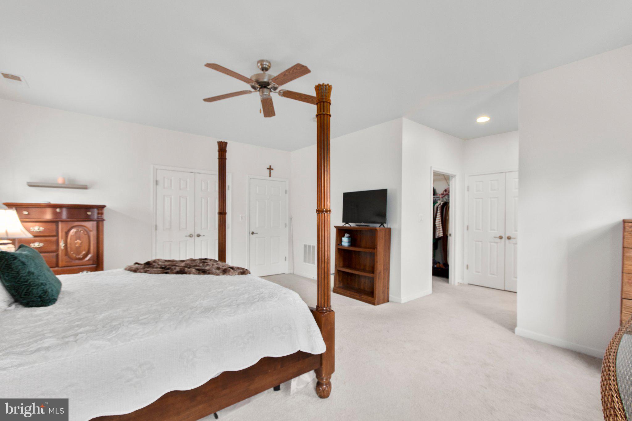 5622 Cedar Mountain Ct