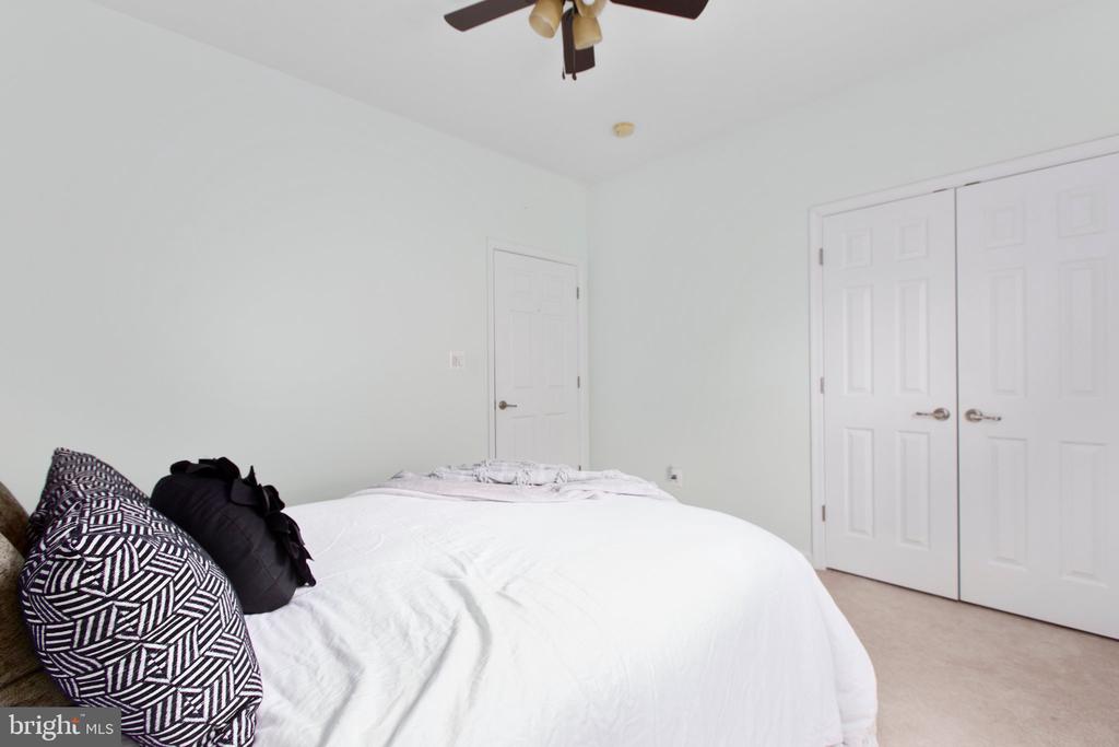 5622 Cedar Mountain Ct