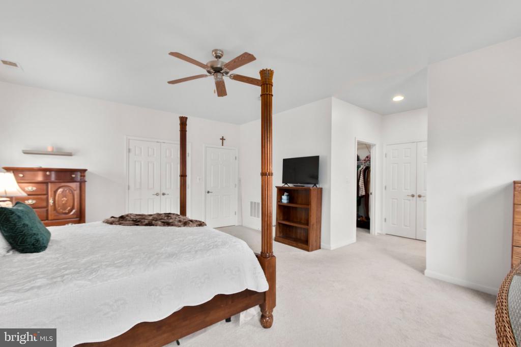 5622 Cedar Mountain Ct