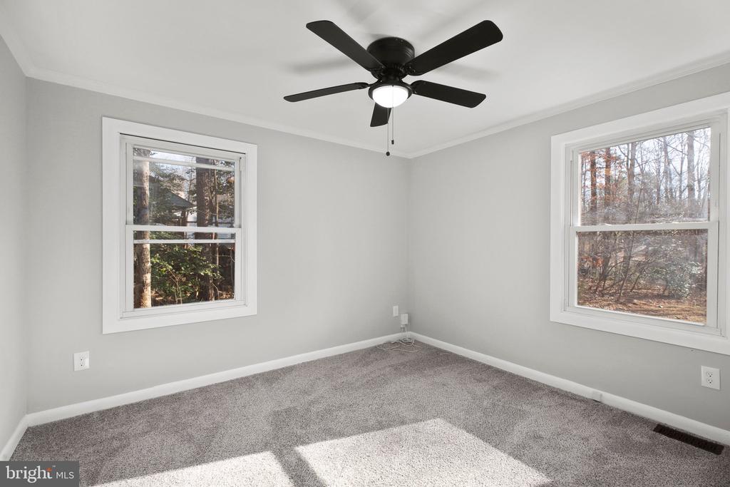 12506 Lee Lake Dr