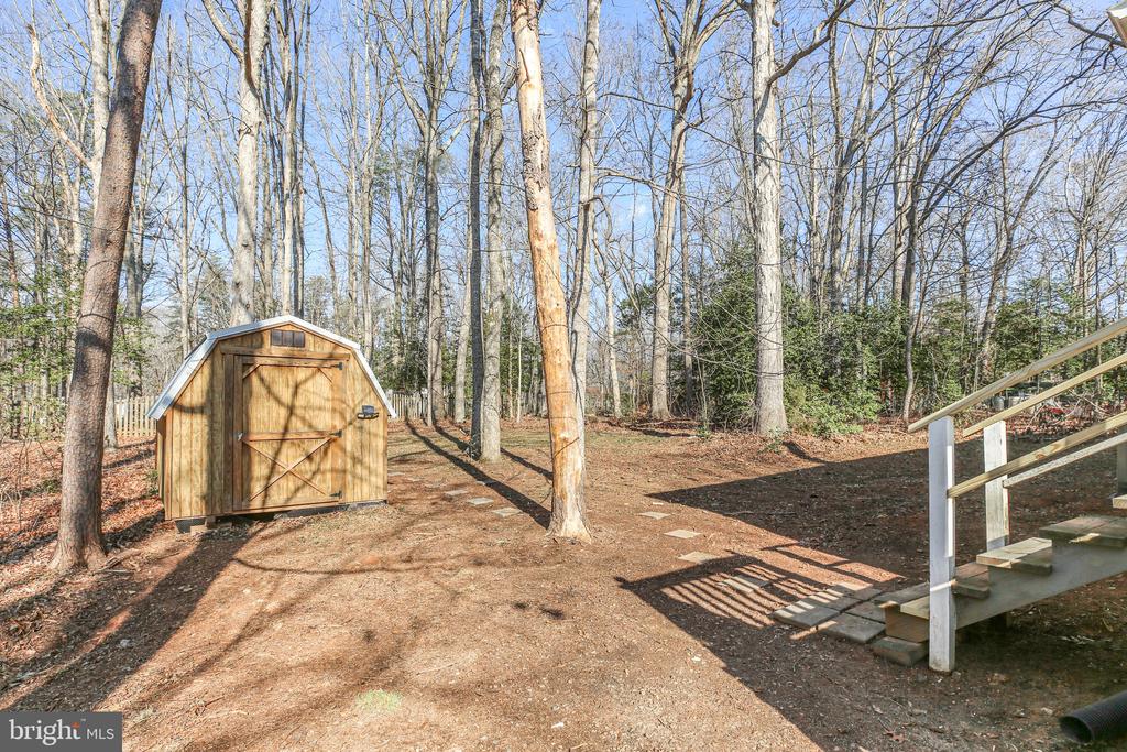 12506 Lee Lake Dr
