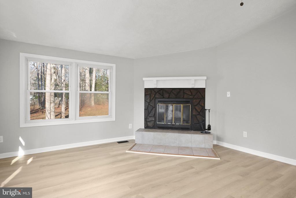 12506 Lee Lake Dr