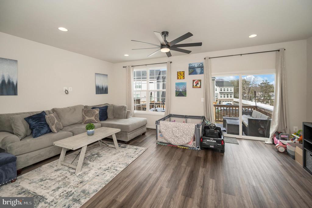 3709 Allington Ct