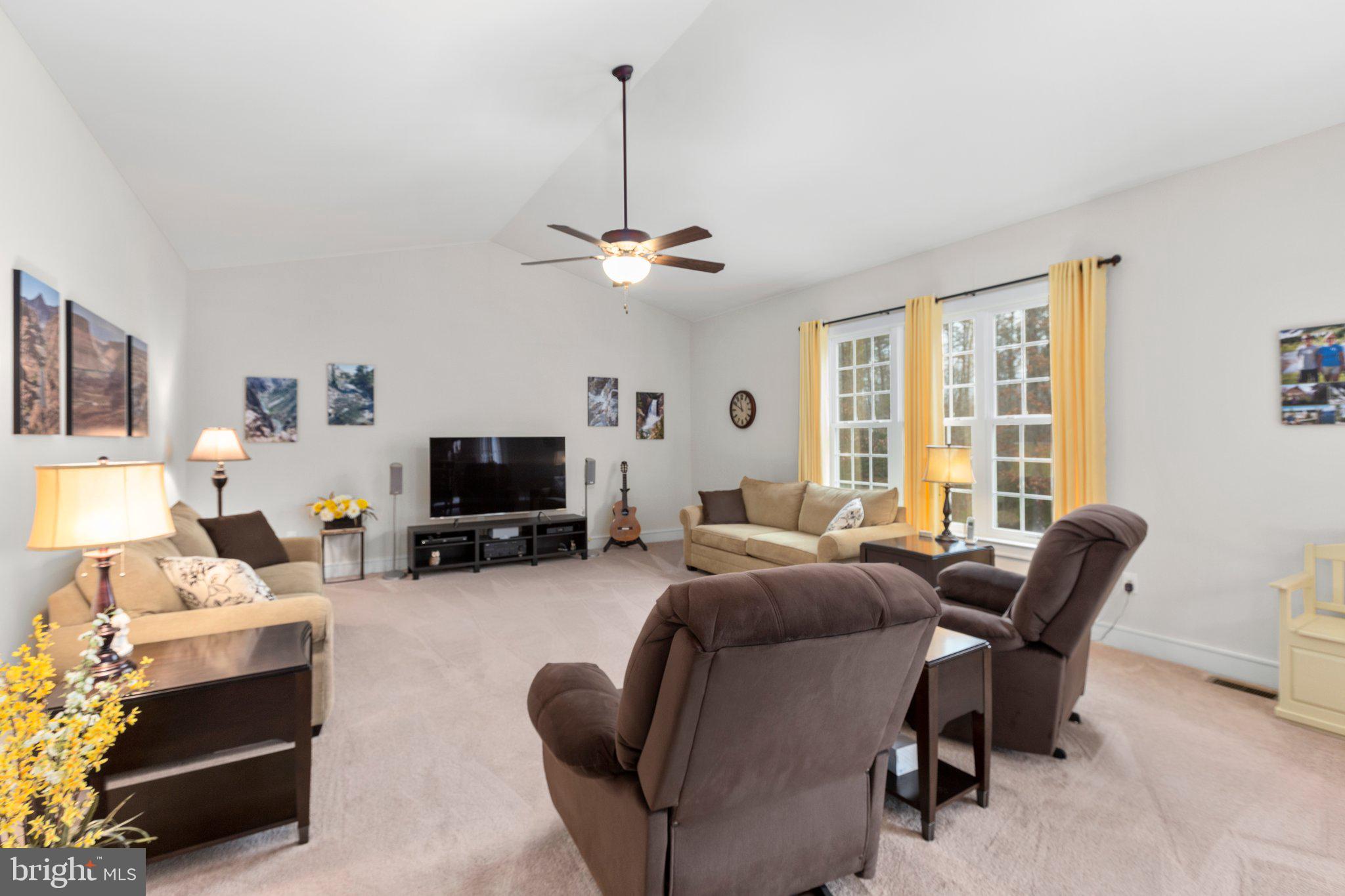 9109 Winfield Ct