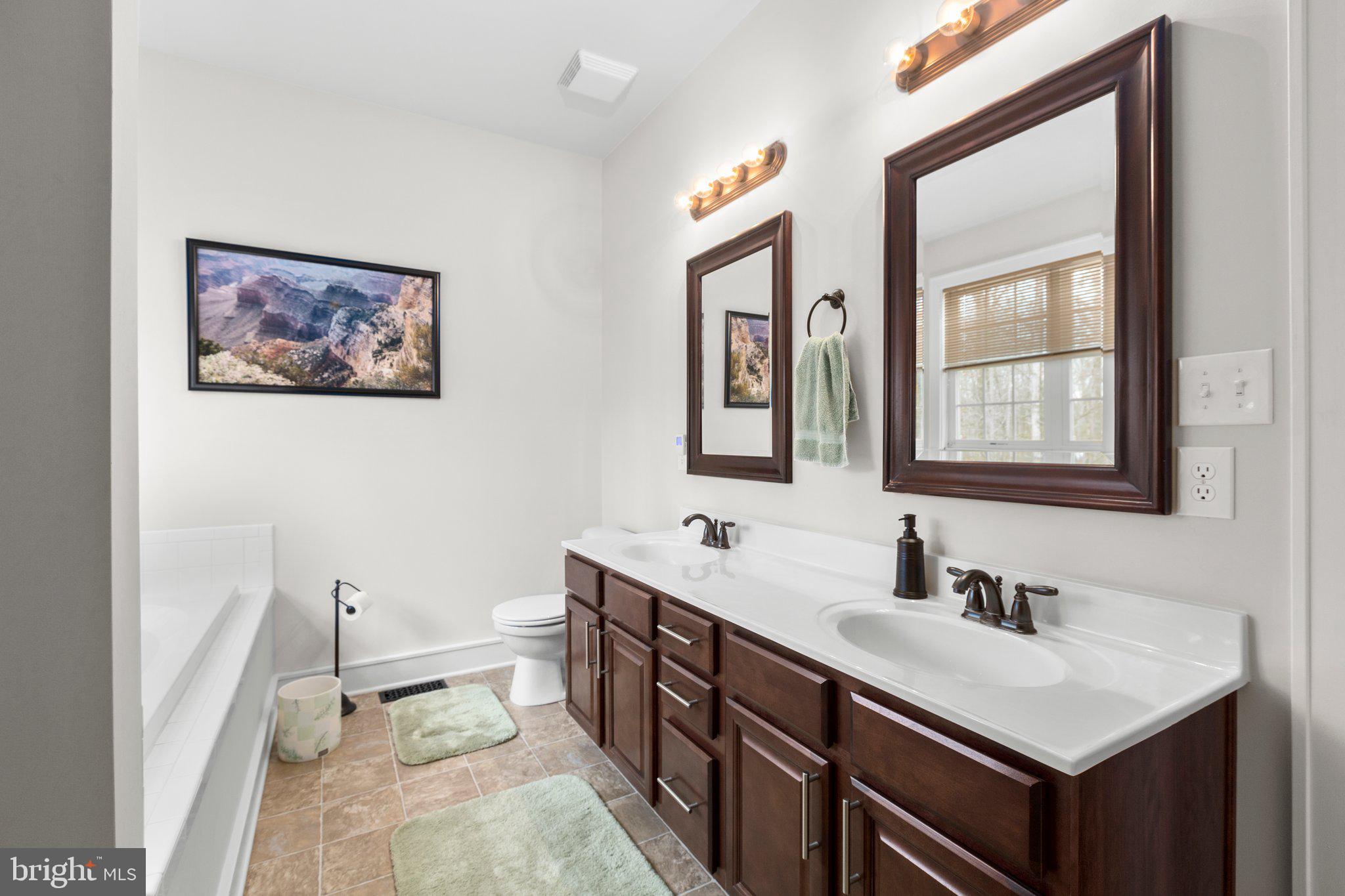 9109 Winfield Ct