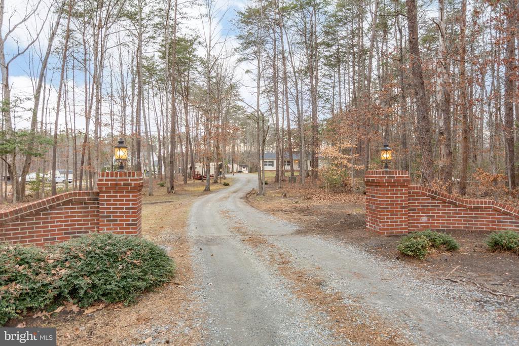 4210 Shepherds Rd