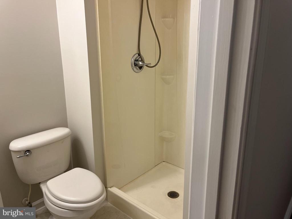 10503 GRETA LYNN CT