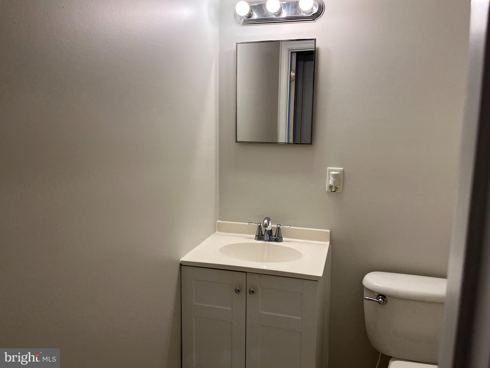10503 GRETA LYNN CT