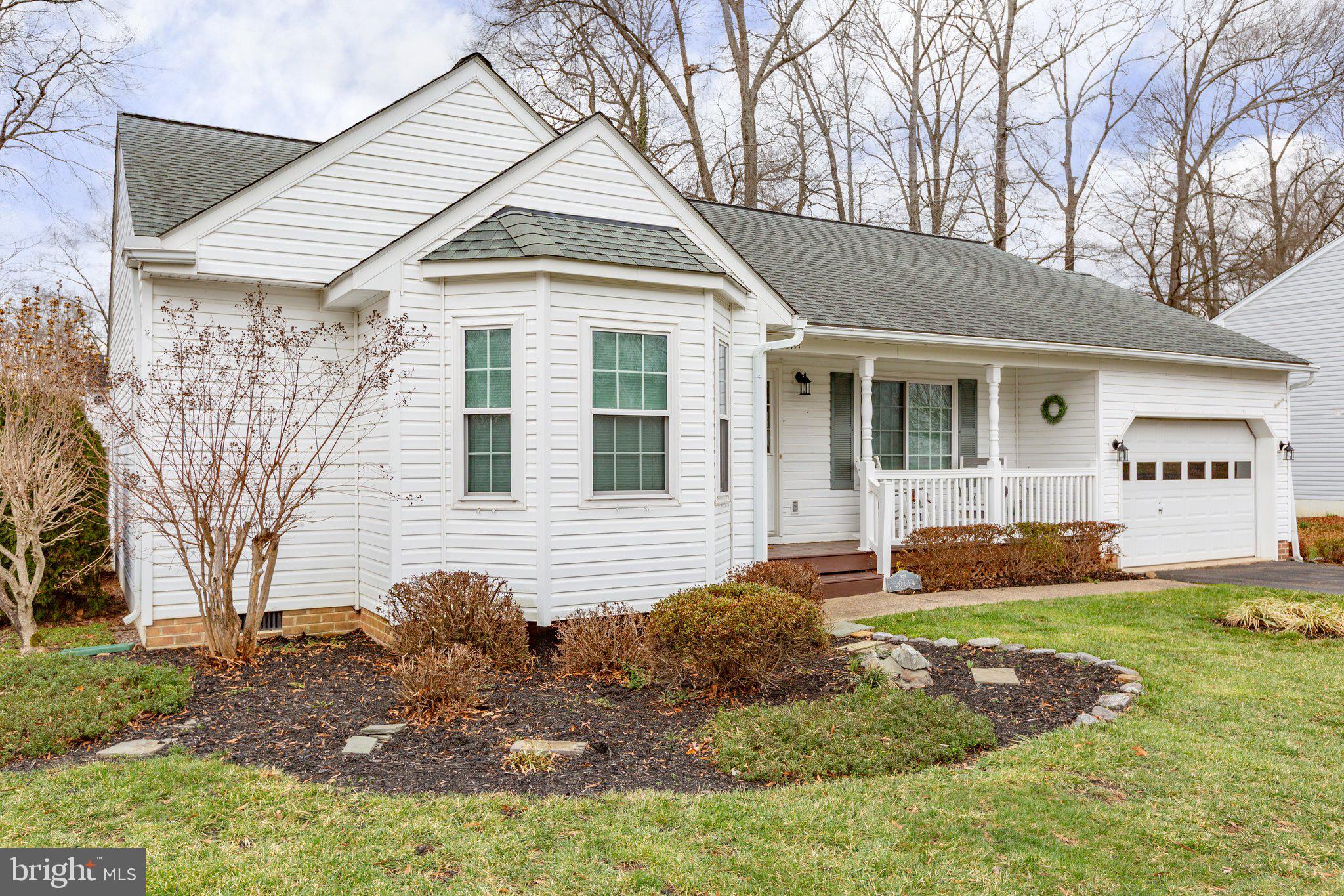 10114 S Fulton Dr