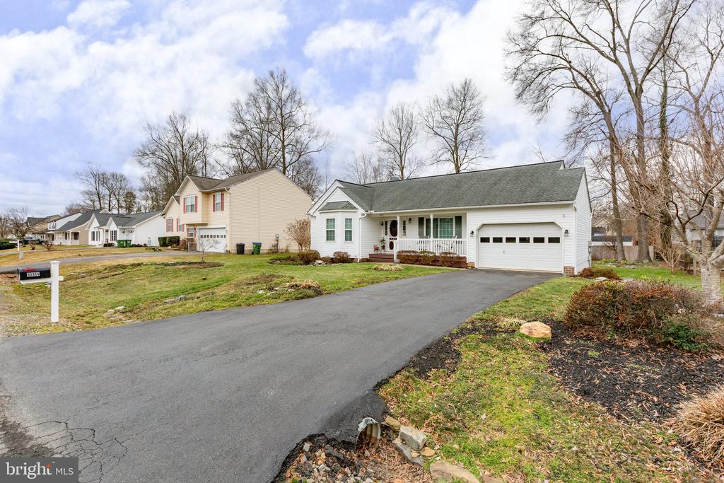 10114 S Fulton Dr